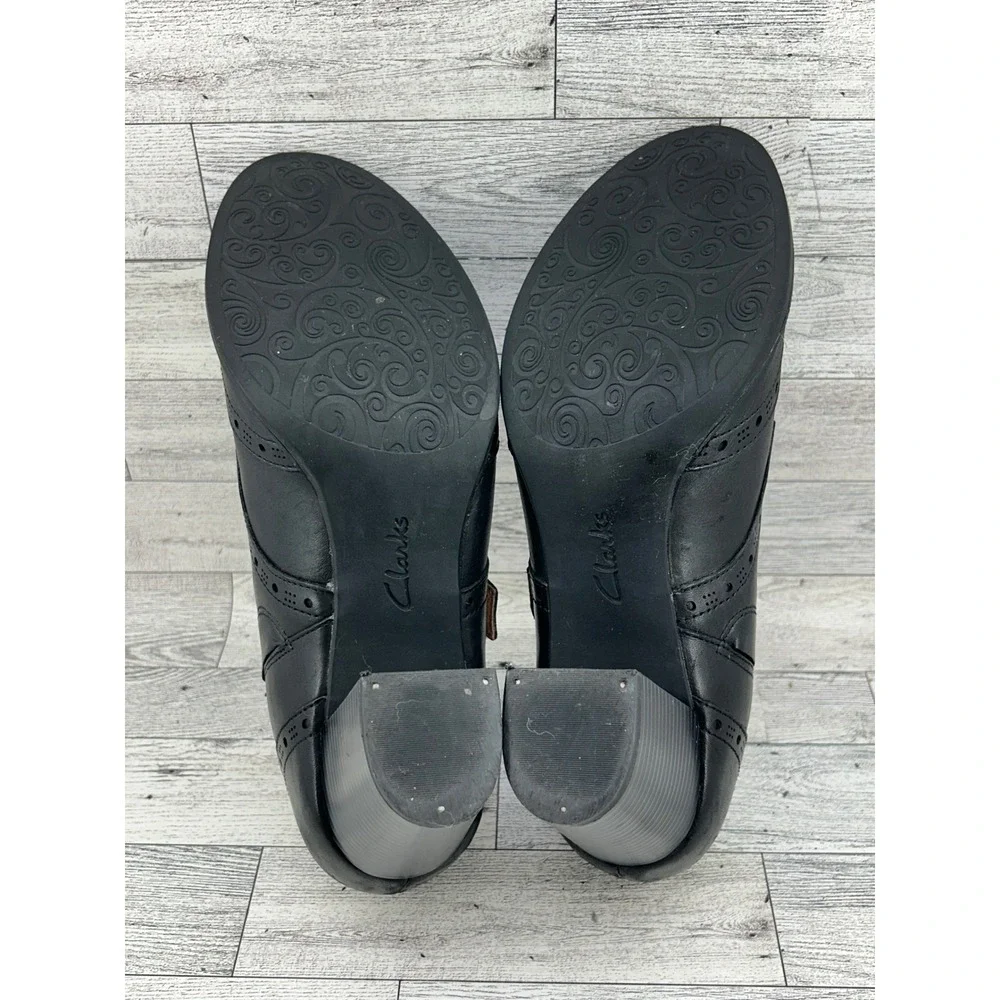 Clarks black leather